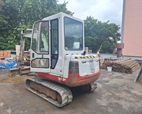 Takeuchi TB 135