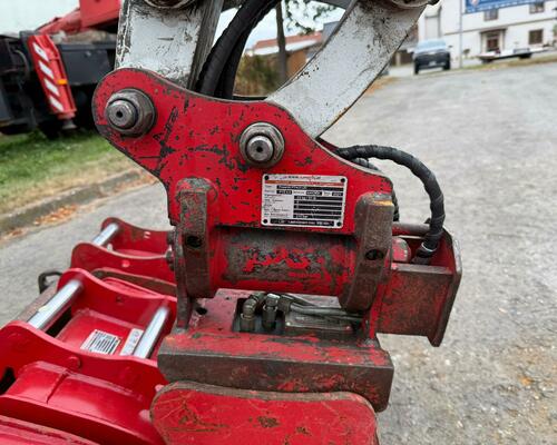 TAKEUCHI TB 216  - Powertilt MARTIN