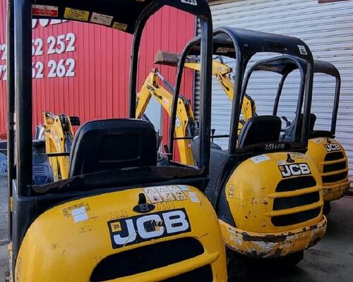 VÝPRODEJ JCB 8014CTS