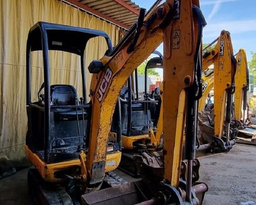 VÝPRODEJ JCB 8014CTS