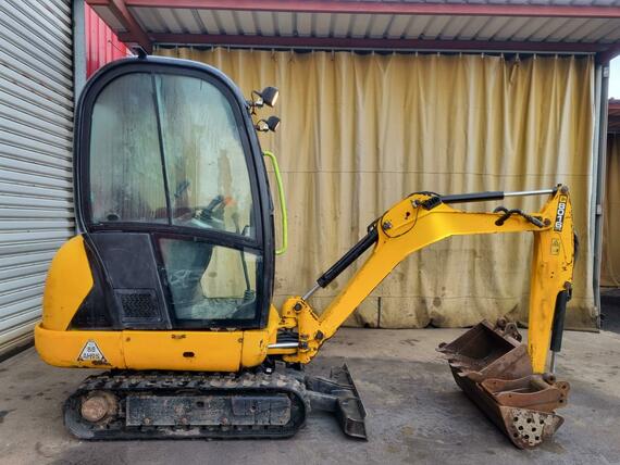 VÝPRODEJ JCB 8016CTS