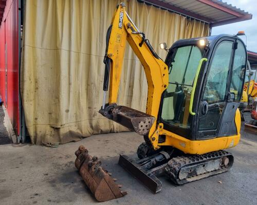 VÝPRODEJ JCB 8016CTS