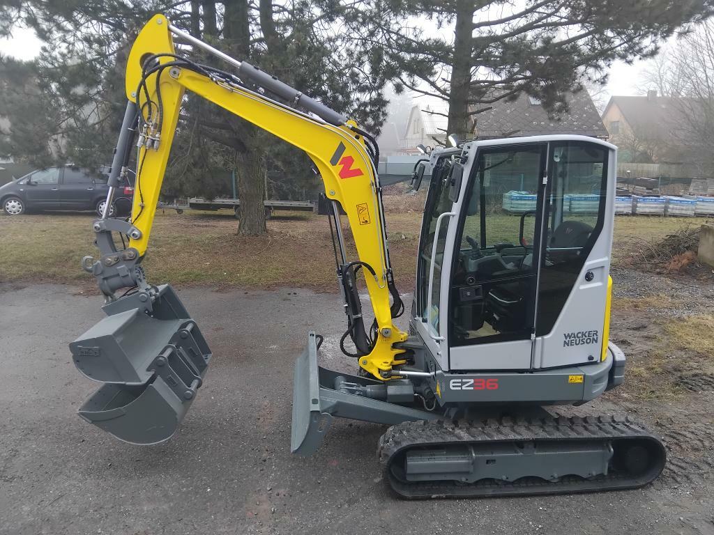 Wacker Neuson EZ36 Powertilt