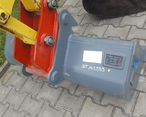 Yanmar SV22 rok 2020 pouze 1400 mth