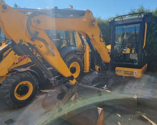Zánovní JCB 50Z-2 Original 1100mth, TOP stav