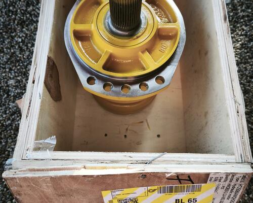 Hydromotor na CAT 226 B3