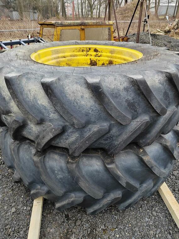 Kola 520/85R38 (traktorová kola,pneu s diskem) 