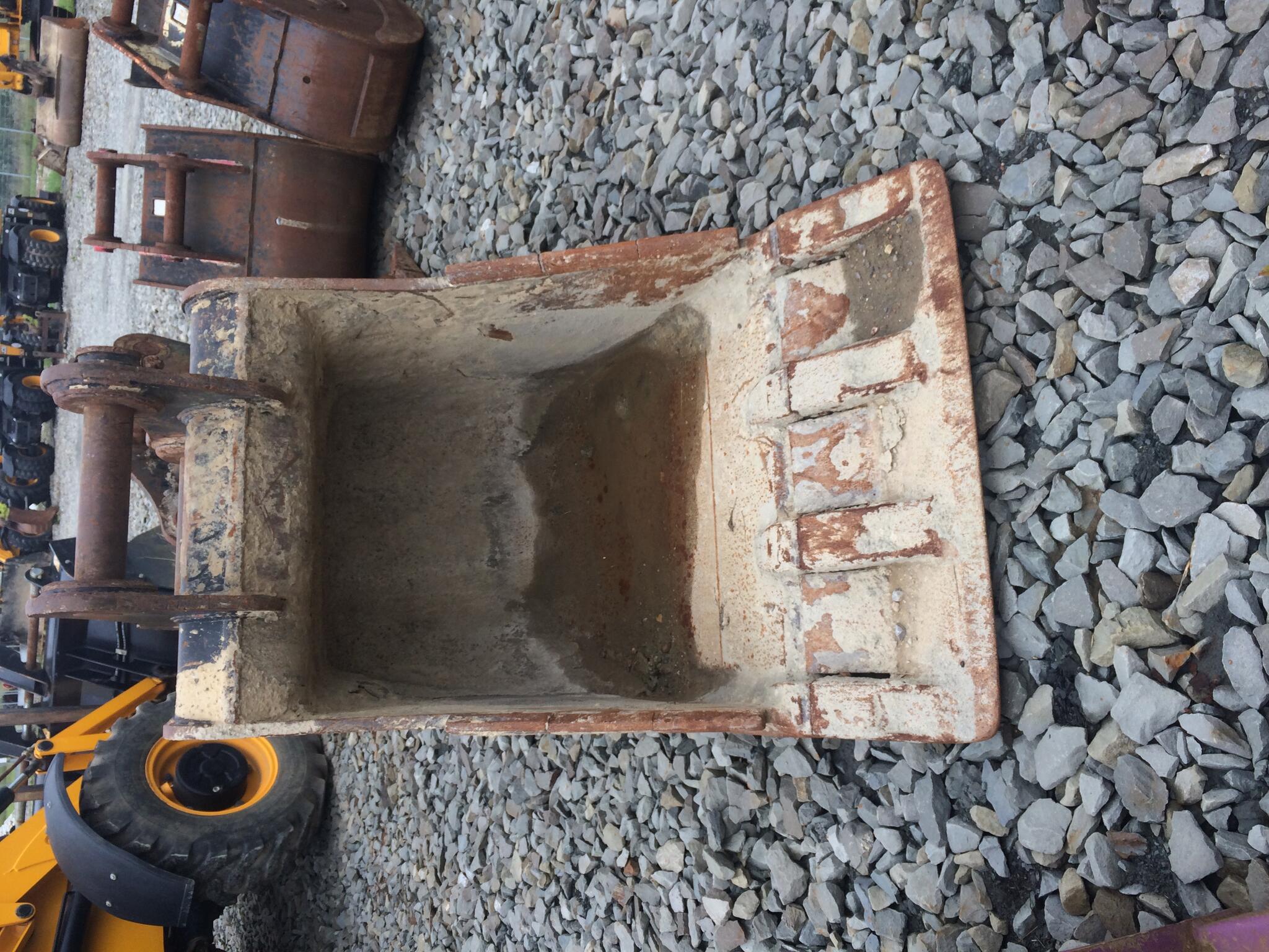 Lopata 75 cm JCB JS220