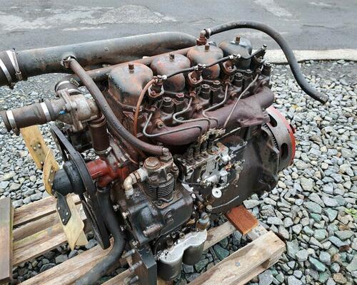 Motor zetor uřI 3001. 4901. 5201. 6901. 6201. 7201. nastrojený do traktoru