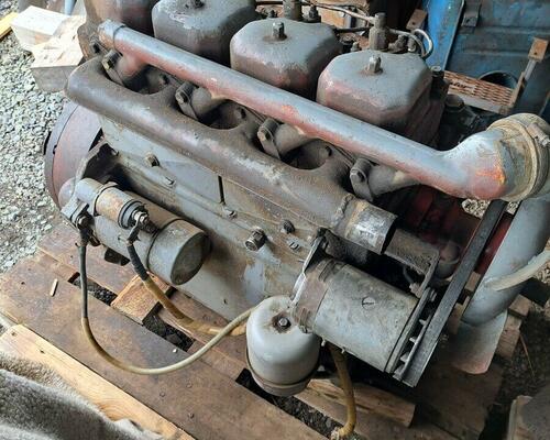 Motor zetor uřI 3001. 4901. 5201. 6901. 6201. 7201. nastrojený do traktoru
