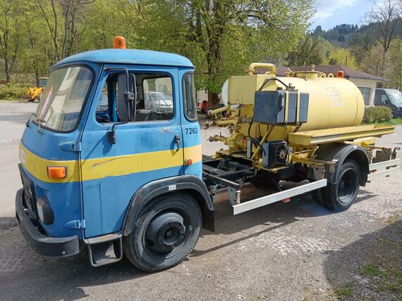 Avia A31 převoz kapalin 2200 litrů