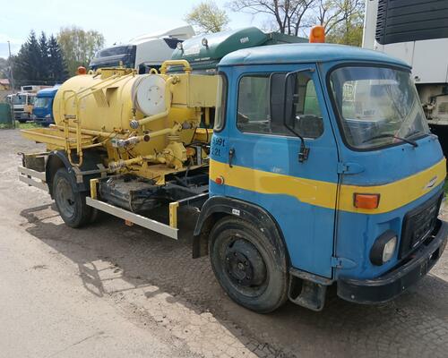 Avia A31 převoz kapalin 2200 litrů