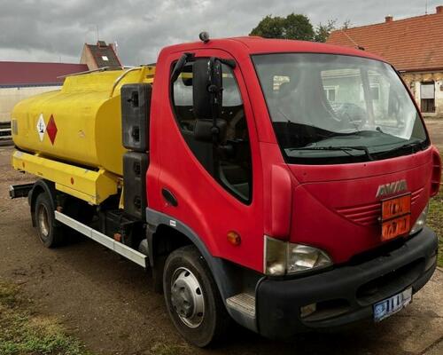 Avia D90 (Cummins motor)