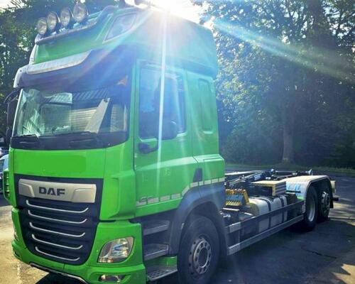 DAF CF 480 +(CZ) Charvát CTS lift 20-60