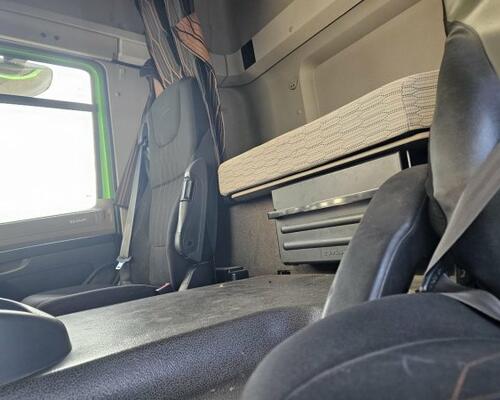 DAF CF 480 +(CZ) Charvát CTS lift 20-60