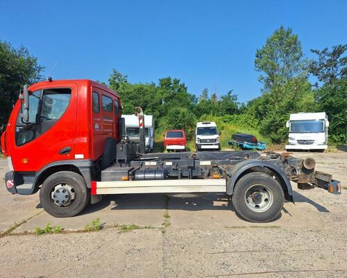 Hákový nosič AVIA D 100-motor CUMMINS