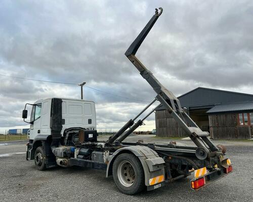 Hákový nosič kontejnerů IVECO AT190S36