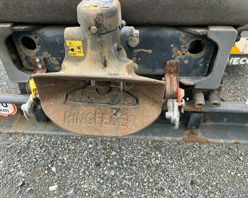 Hákový nosič kontejnerů IVECO AT190S36- VHODNÉ NA PŘEPRAVU STAVEBNÍCH STROJŮ 