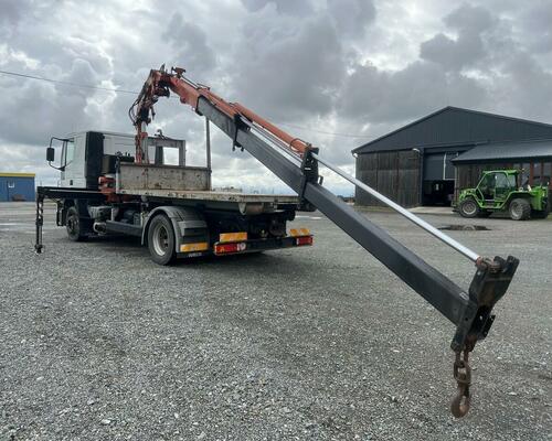 IVECO AT190S36+HR ATLAS -  VHODNÉ NA PŘEPRAVU STAVEBNÍCH STROJŮ