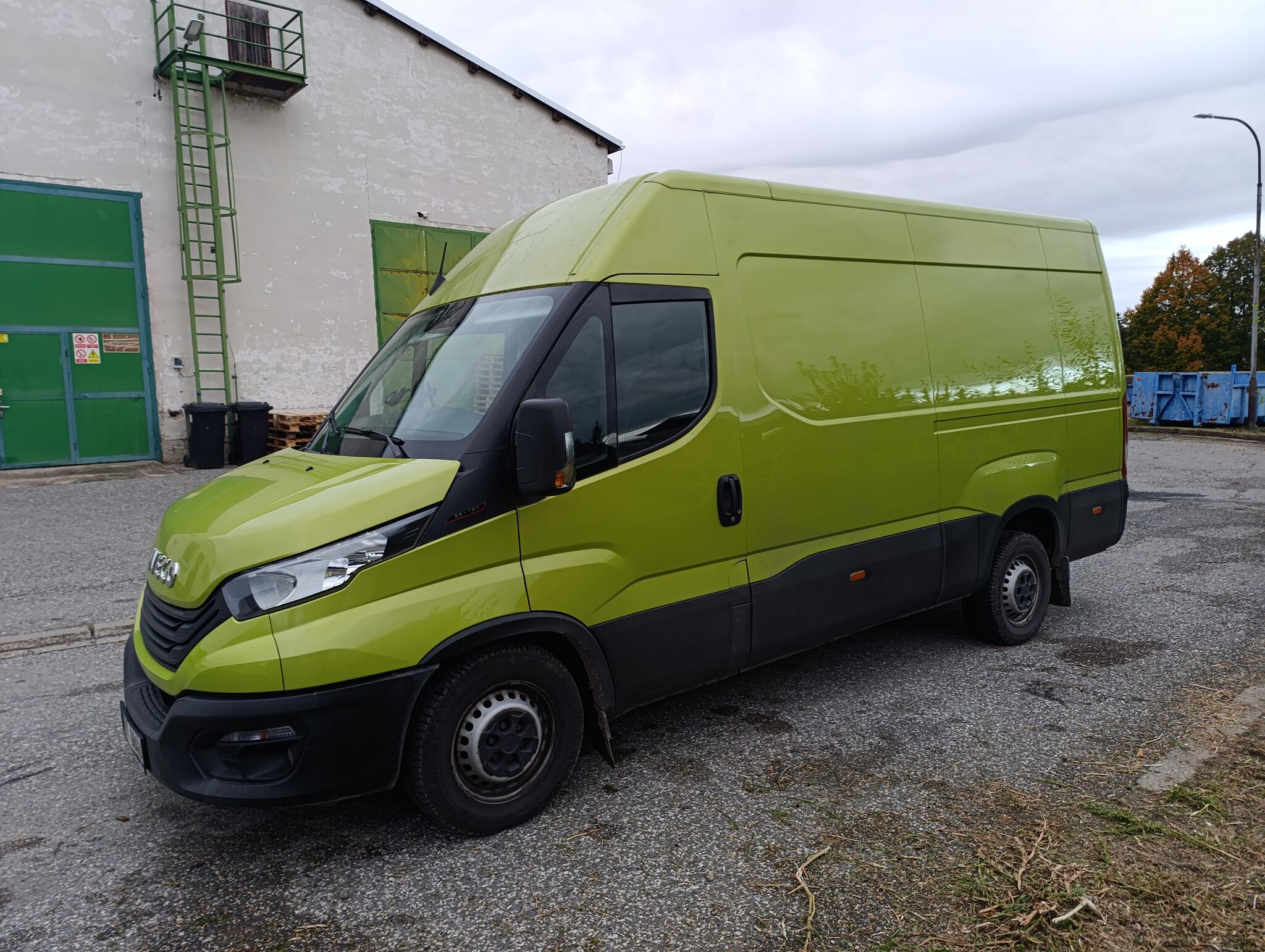 IVECO DAILY 35S18