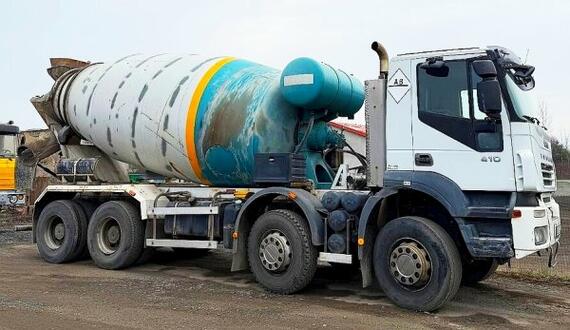 IVECO Eurotrakker 410 + (ES) Baryval