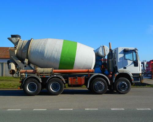 	IVECO MP 340E34H MIX