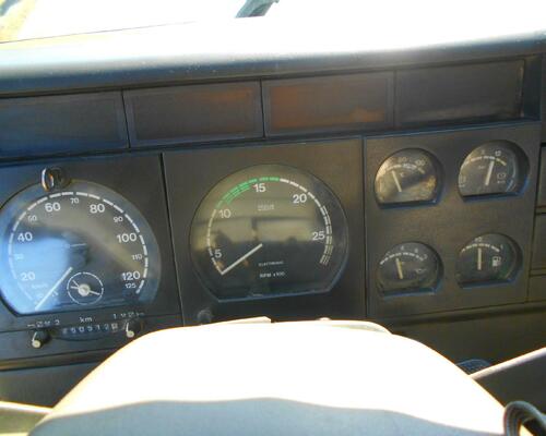 	IVECO MP 340E34H MIX