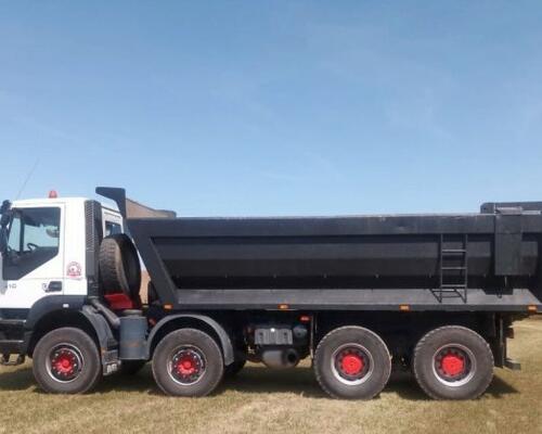 IVECO Trakker 410