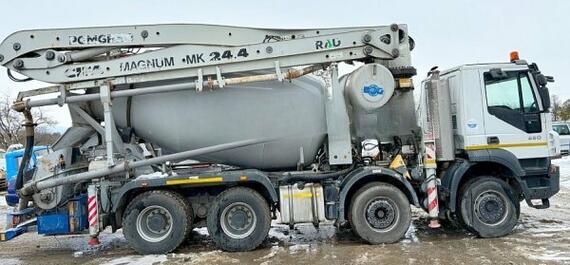 IVECO Trakker 450 +CIFA Magnum MK24.4