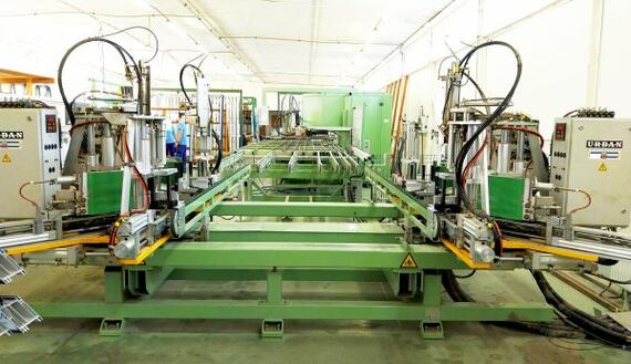 _JINÉ (DE) U.R.B.A.N. - AKS 1600 +SV 530