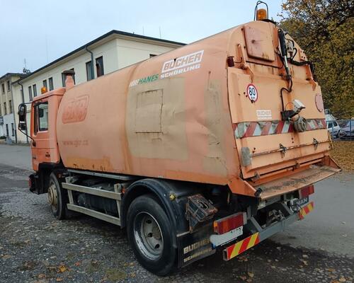 MAN 14.162 BUCHER HANES SCHORLING zameták, vysavač
