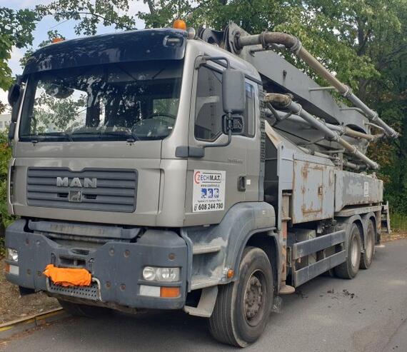 MAN TGA 33.400 +KCP 38 ZX170 (Korea)