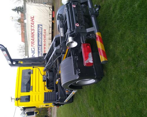 Man TGL 8.180- nosič kontejnerů 