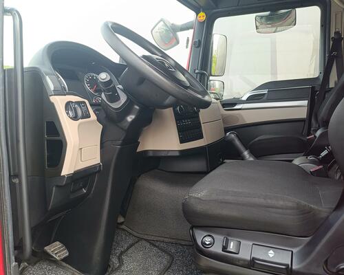 MAN TGL 8.220