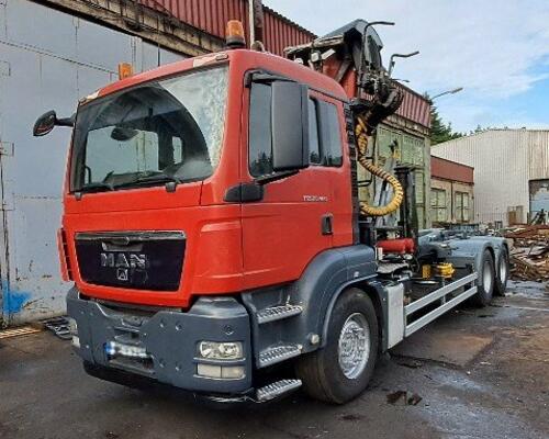 MAN TGS 26.400 + LIV 120Z +Unilift TA20