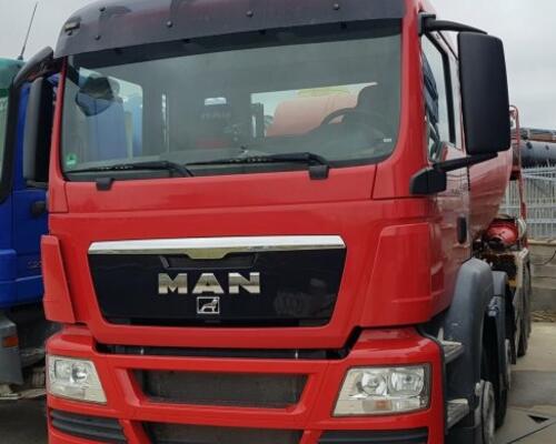 MAN TGS 32.360 + Liebherr