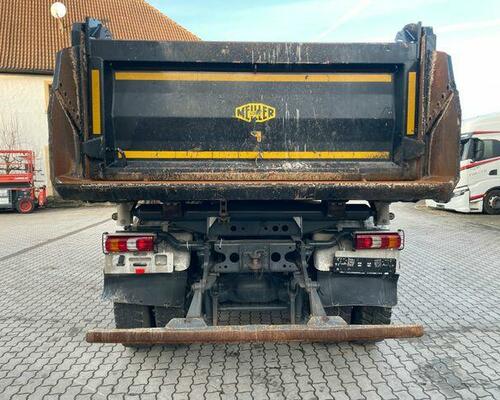 MB Arocs 3251 8x4 sklápěč Bordmatic