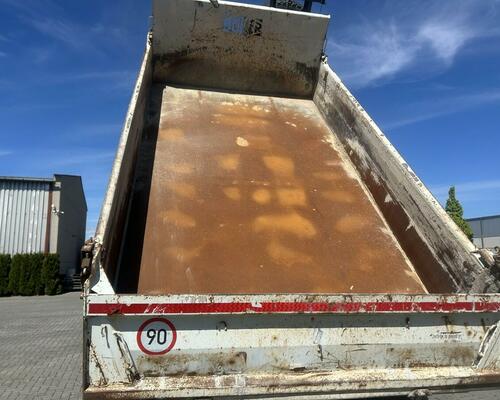 MB AXOR 1829 K, třístranný sklápěč