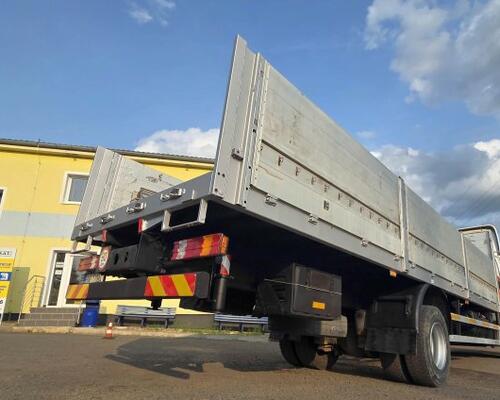 Mercedes 1824 Axor +Terex 165.2E