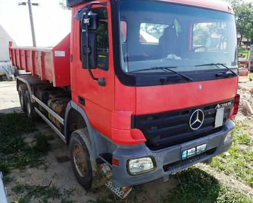 Mercedes Actros 3336