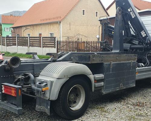 Mercedes Atego 1517 nosič kontejneru s hydraulickou rukou Mercedes Atego 1517 nosič kontejneru s hydraulickou rukou