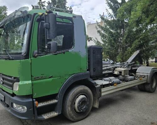 Mercedes Atego 1529 +CTS