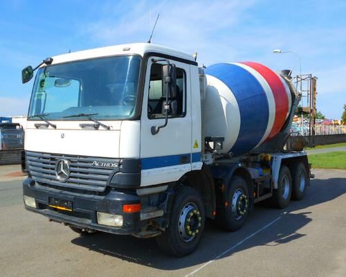 Mercedes Benz Actros 3235B 8x4