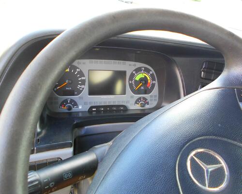 Mercedes Benz Actros 3336 AK domýchávač