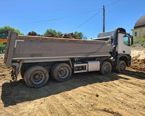 Mercedes-Benz Arocs 3240, sklápeč 8x4