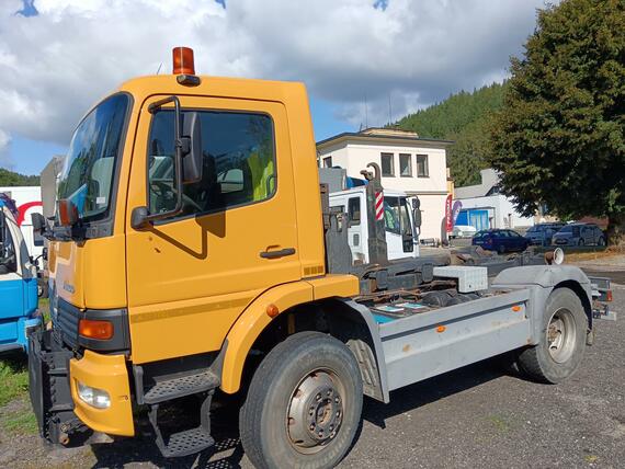 MERCEDES BENZ ATEO 1318 4x4 Kontejner 7T Analog