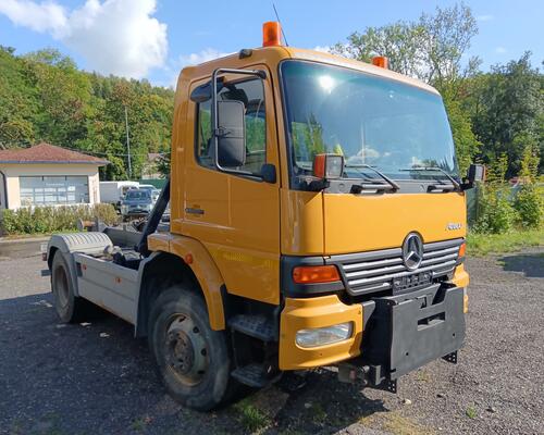 MERCEDES BENZ ATEO 1318 4x4 Kontejner 7T Analog