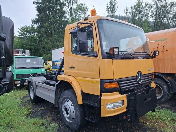 MERCEDES BENZ ATEO 1318 4x4 Kontejner 7T Analog