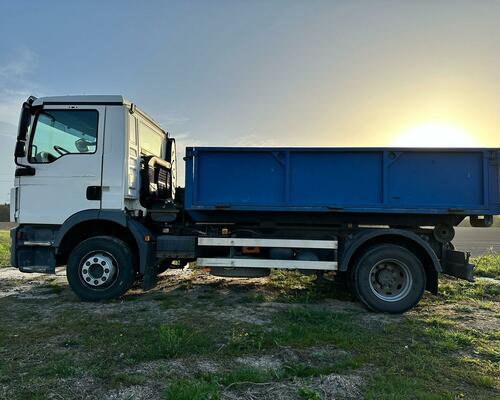 Nákladní automobil MAN TGM 12.290 kontejnerový nosič