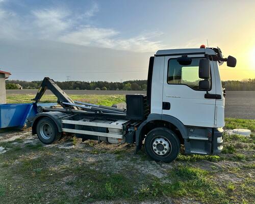 Nákladní automobil MAN TGM 12.290 kontejnerový nosič